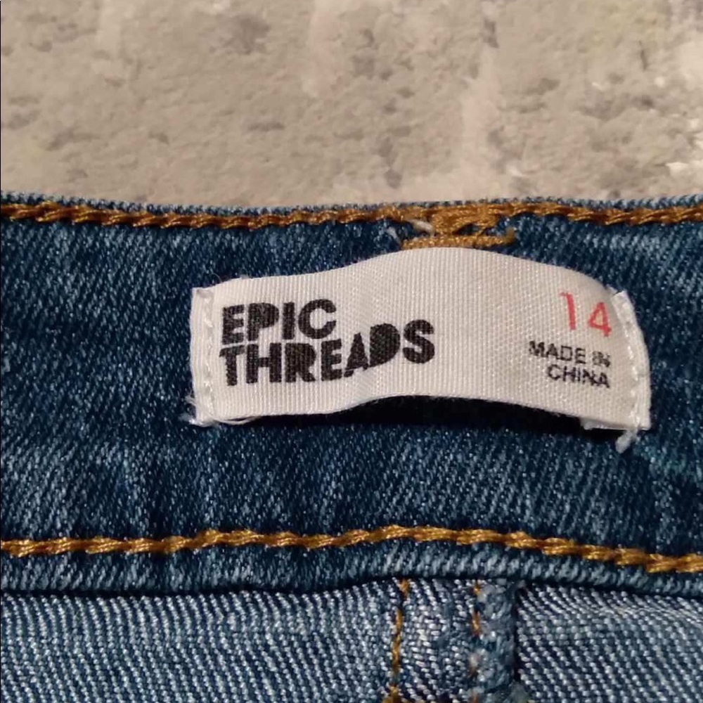 Jeans - Picture 6 of 7